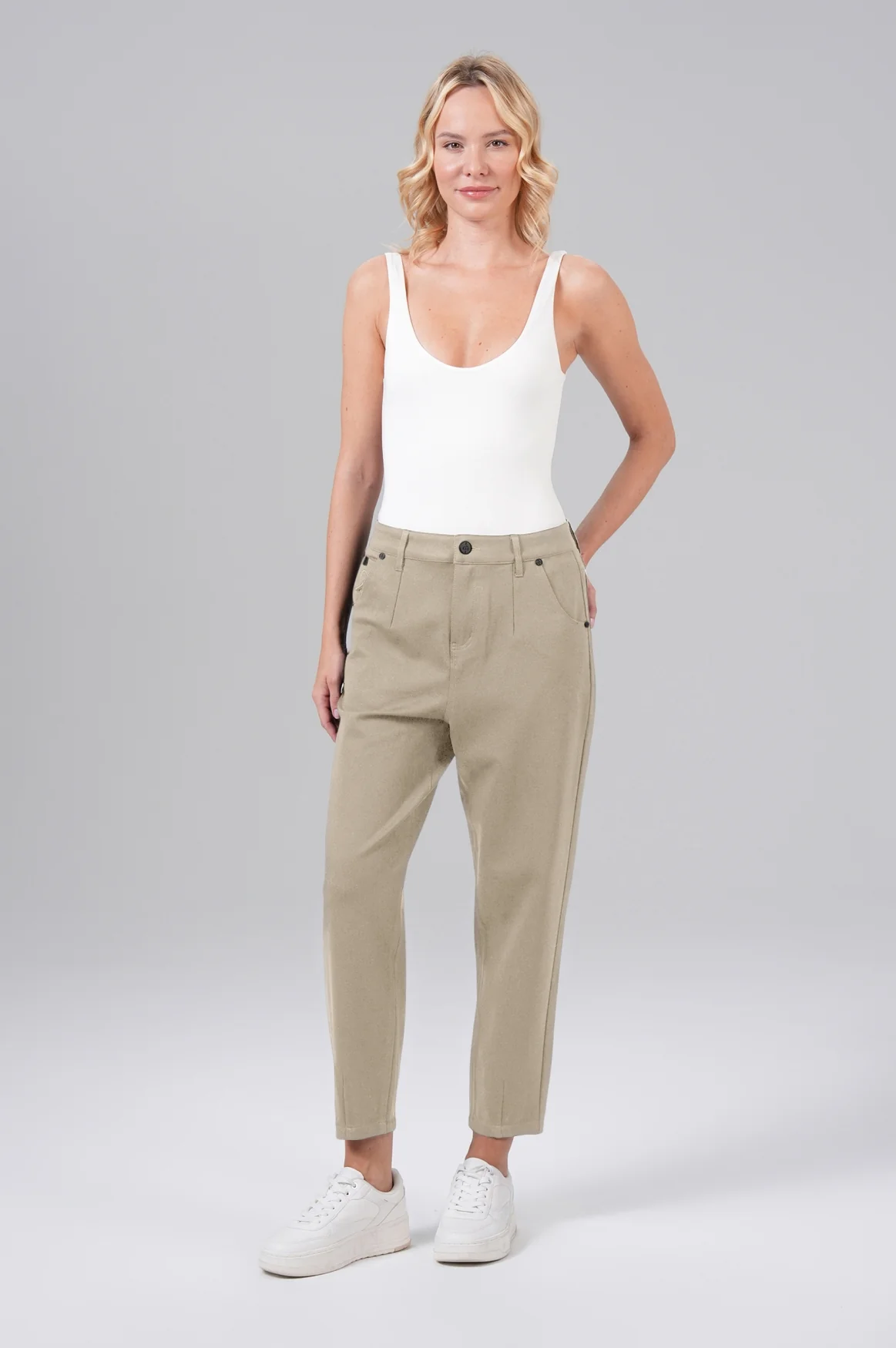 Chinos